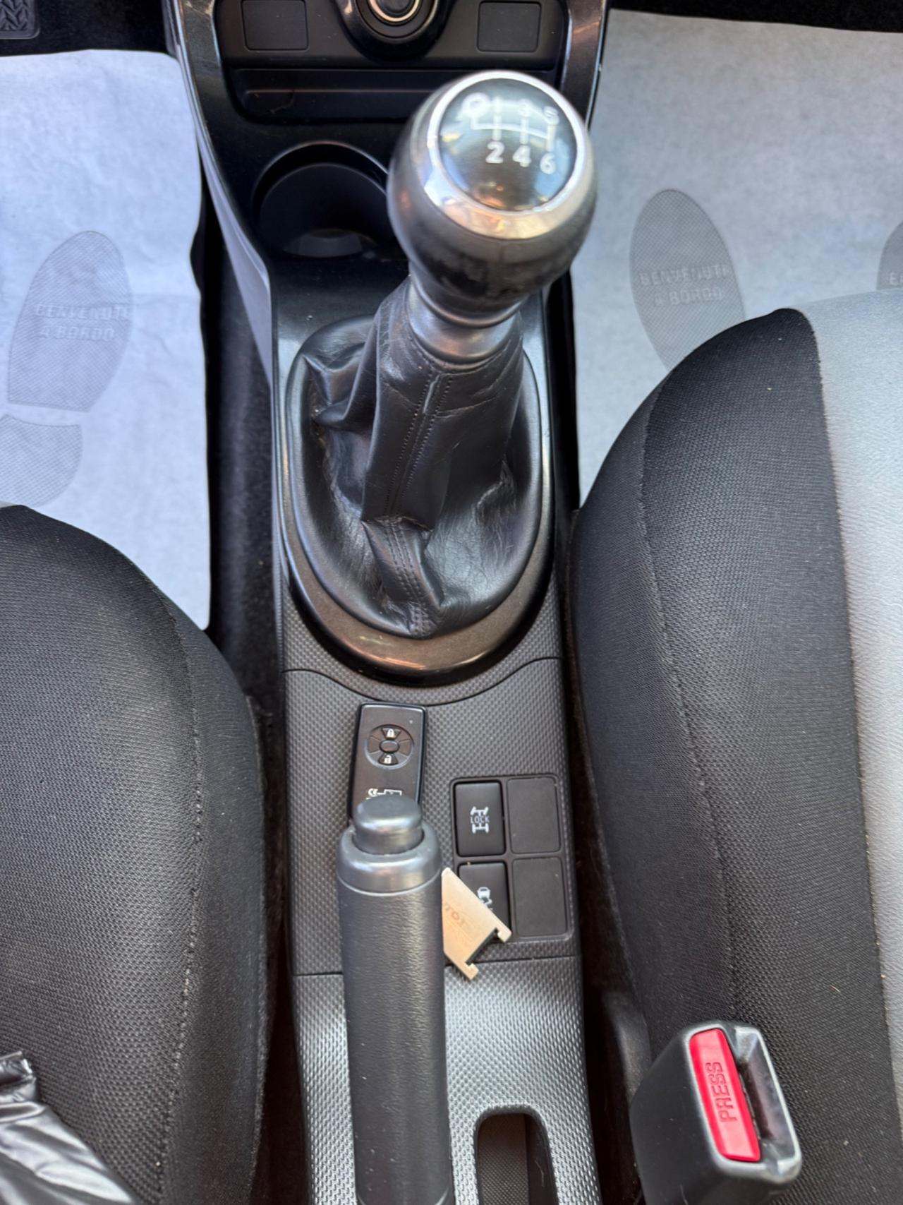 Toyota Urban Cruiser 1.4 D-4D AWD Sol