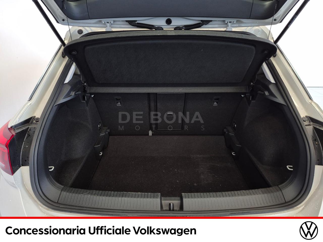 Volkswagen T-Roc 1.0 tsi business 110cv