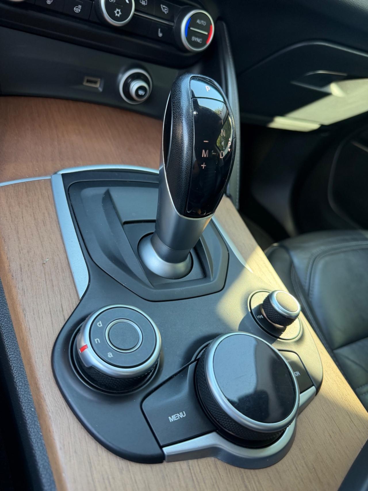 Alfa Romeo Stelvio 2.0 Turbo 280 CV AT8 Q4 First Edition garanzia 12 mesi