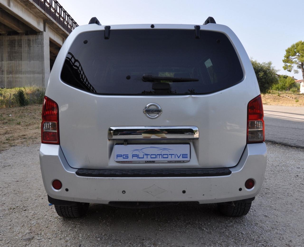 Nissan Pathfinder 2.5 dCi SE 7 Posti-Gancio Traino