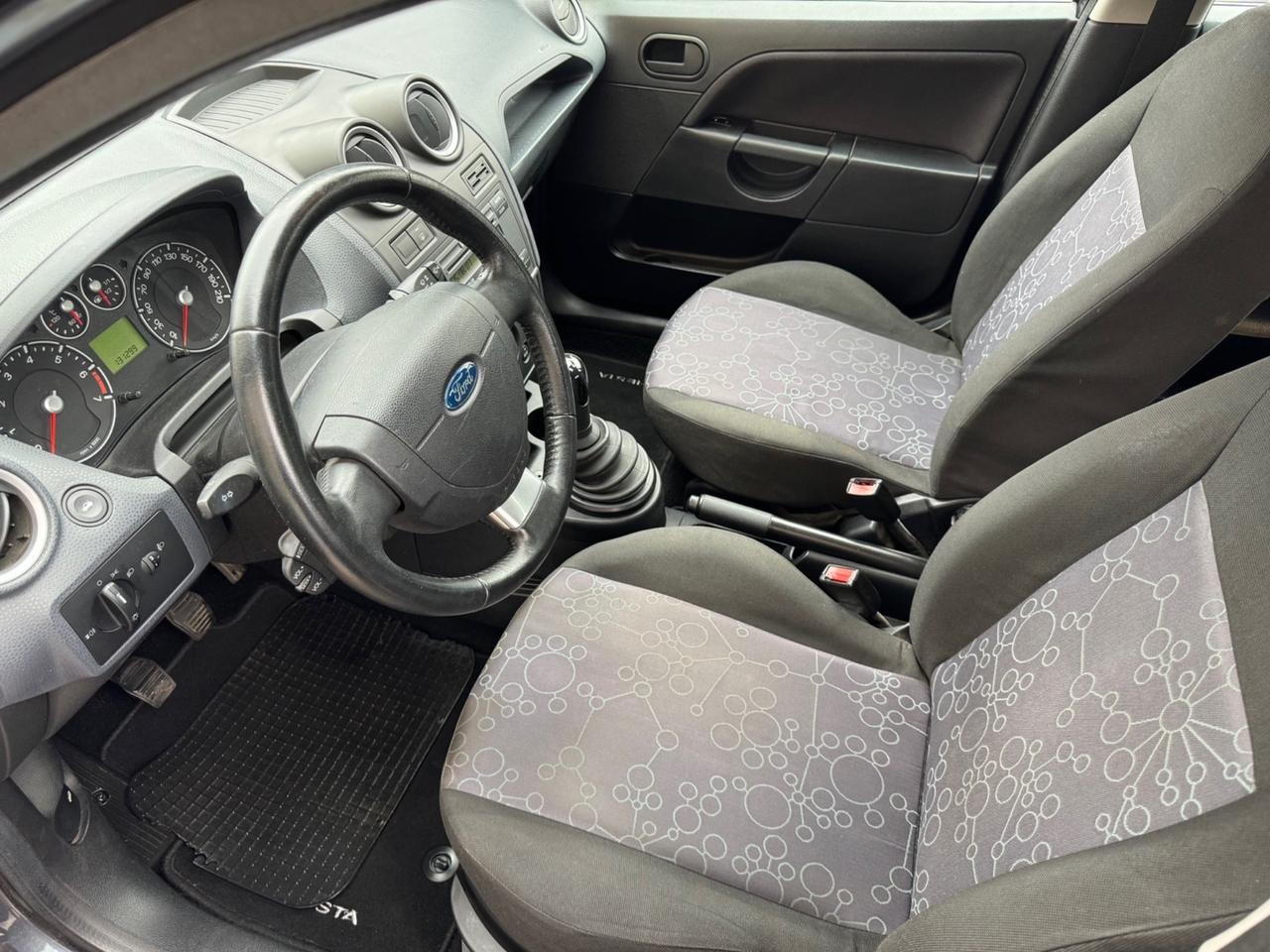 Ford Fiesta 1.2 16V 5p. Ghia - NEOPATENTATI