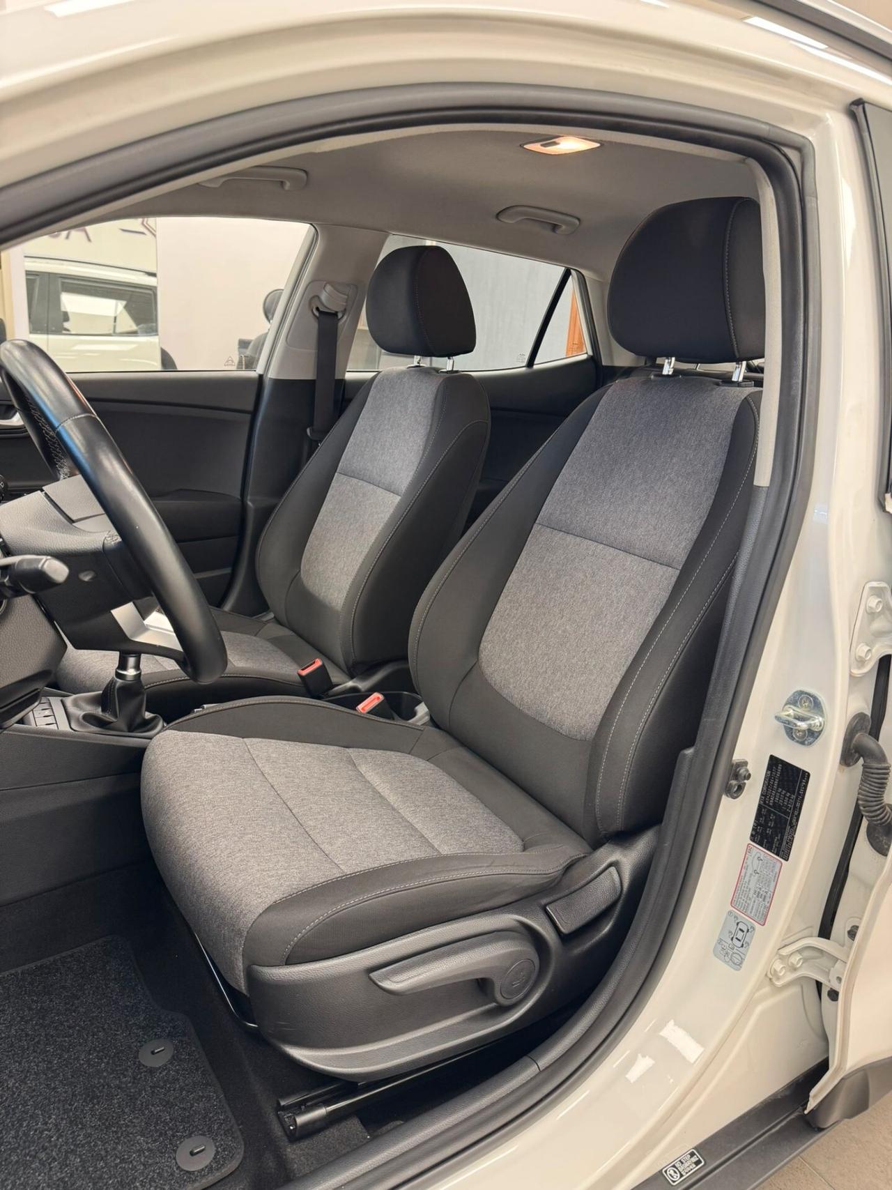 Kia Stonic 1.2 DPI Style