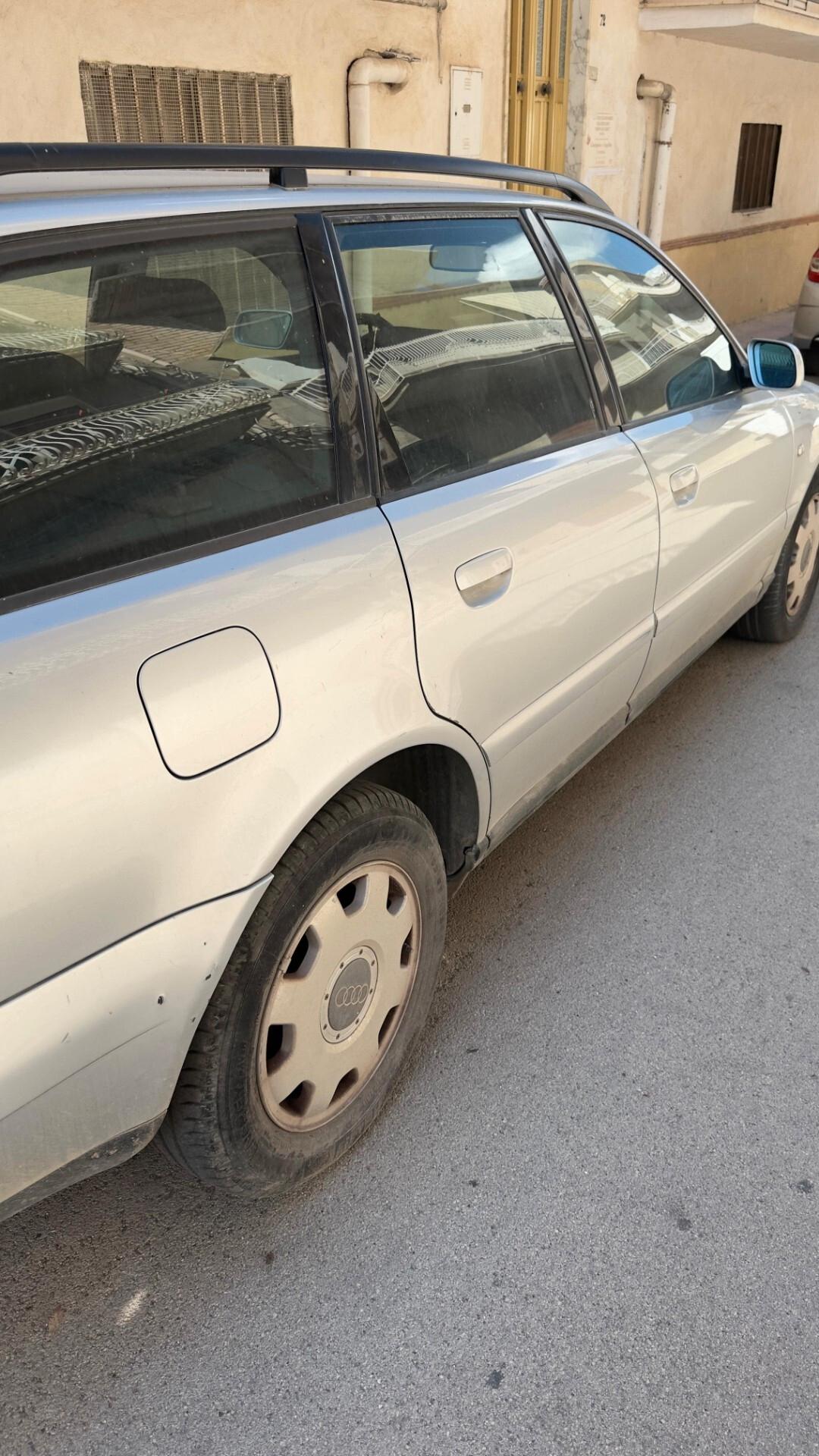 Audi A4 1.9 TDI cat Avant Advance