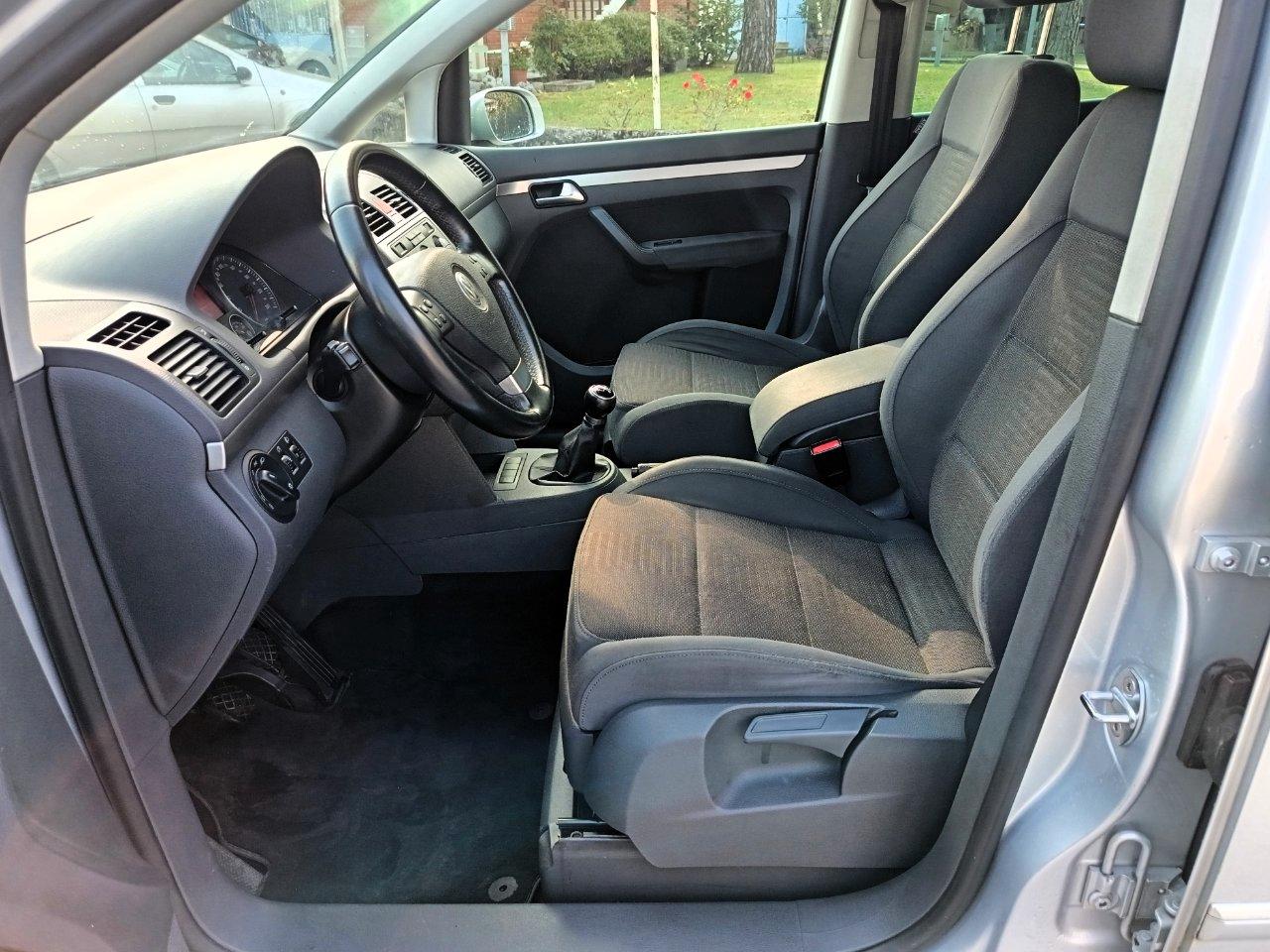 Volkswagen Touran 1.4 tsi Highline 7 Posti UNIPROPRIETARIO