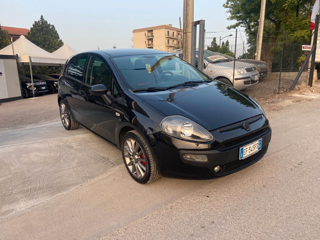 Fiat Punto SPORT 1.3 Mjt 75