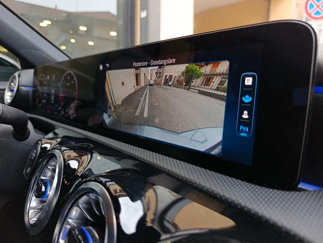 Mercedes-benz A 200 d Automatic AMG Line Premium