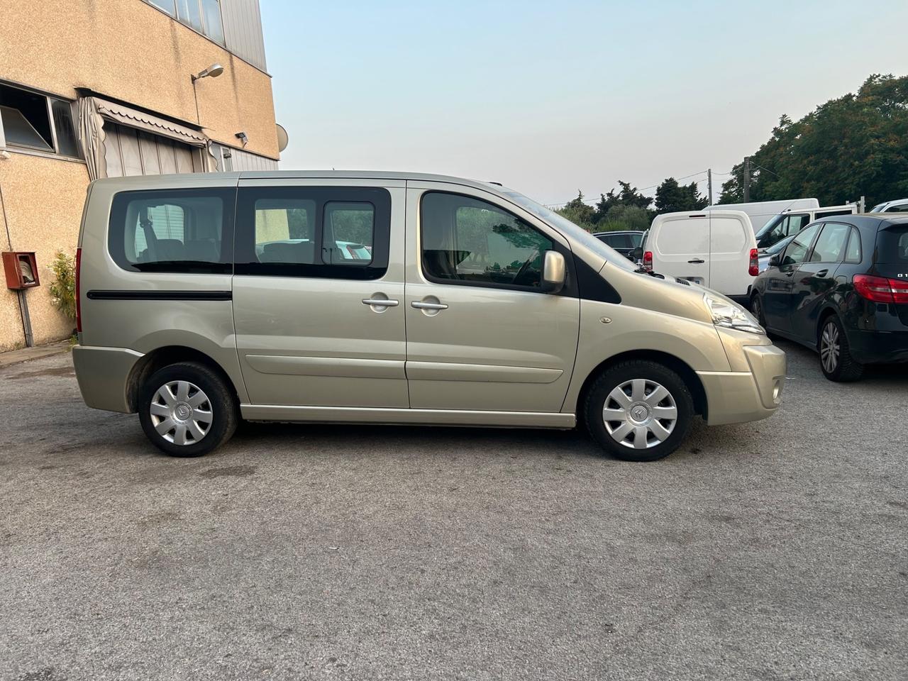 Citroen Jumpy 2.0 HDi/120 9 Posti Gancio Traino