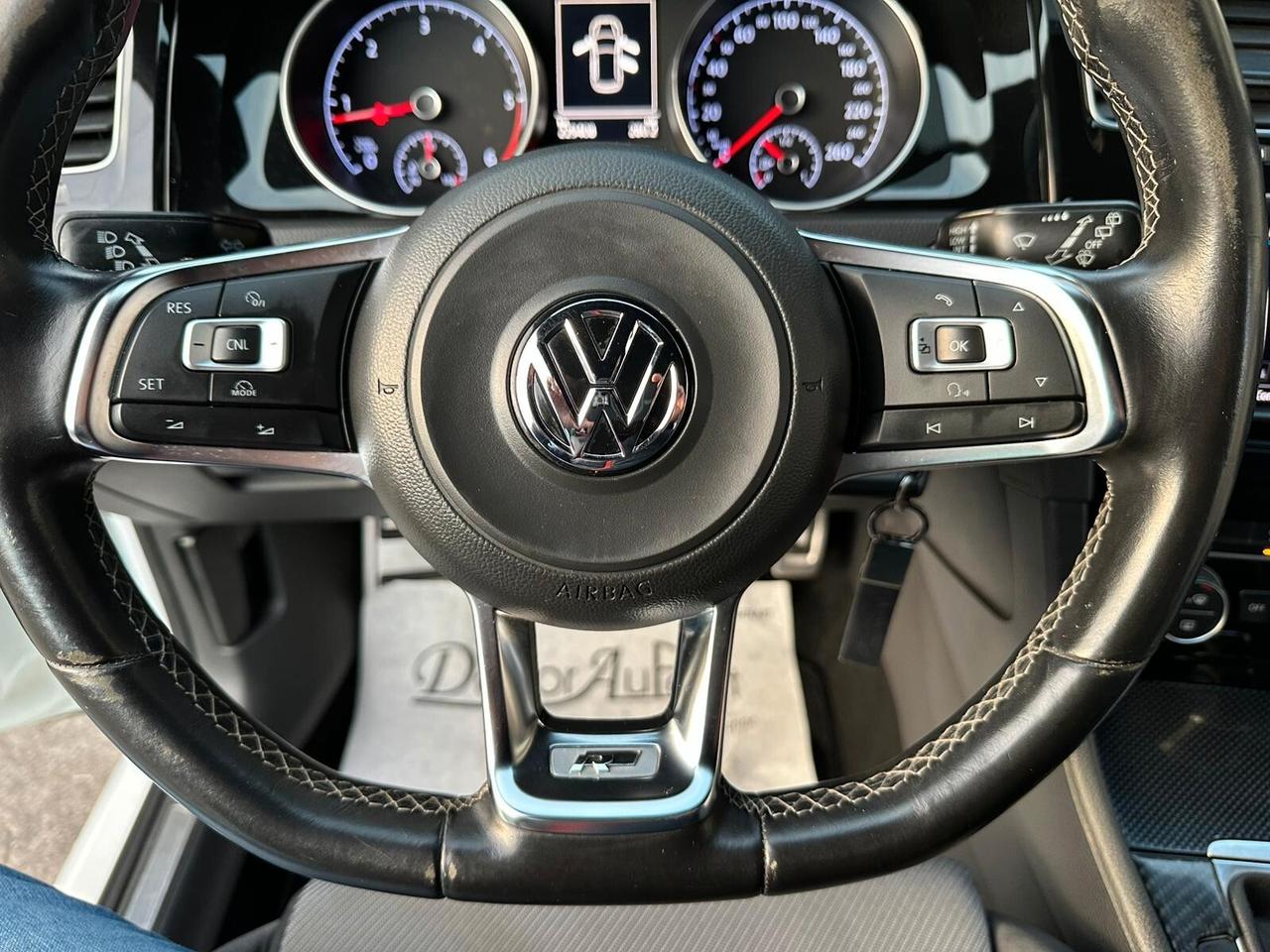 Volkswagen Golf 2.0 TDI 150 CV ALLESTIMENTO R-LINE