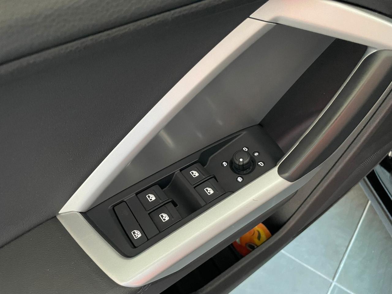 AUDI Q3 SPTB 35TDI 150cv S-TRONIC S-LINE