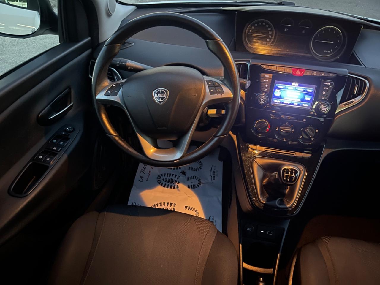 Lancia Ypsilon 1.2 69 CV 5 porte S&S Gold KM 78.000 CERTIFICATI!