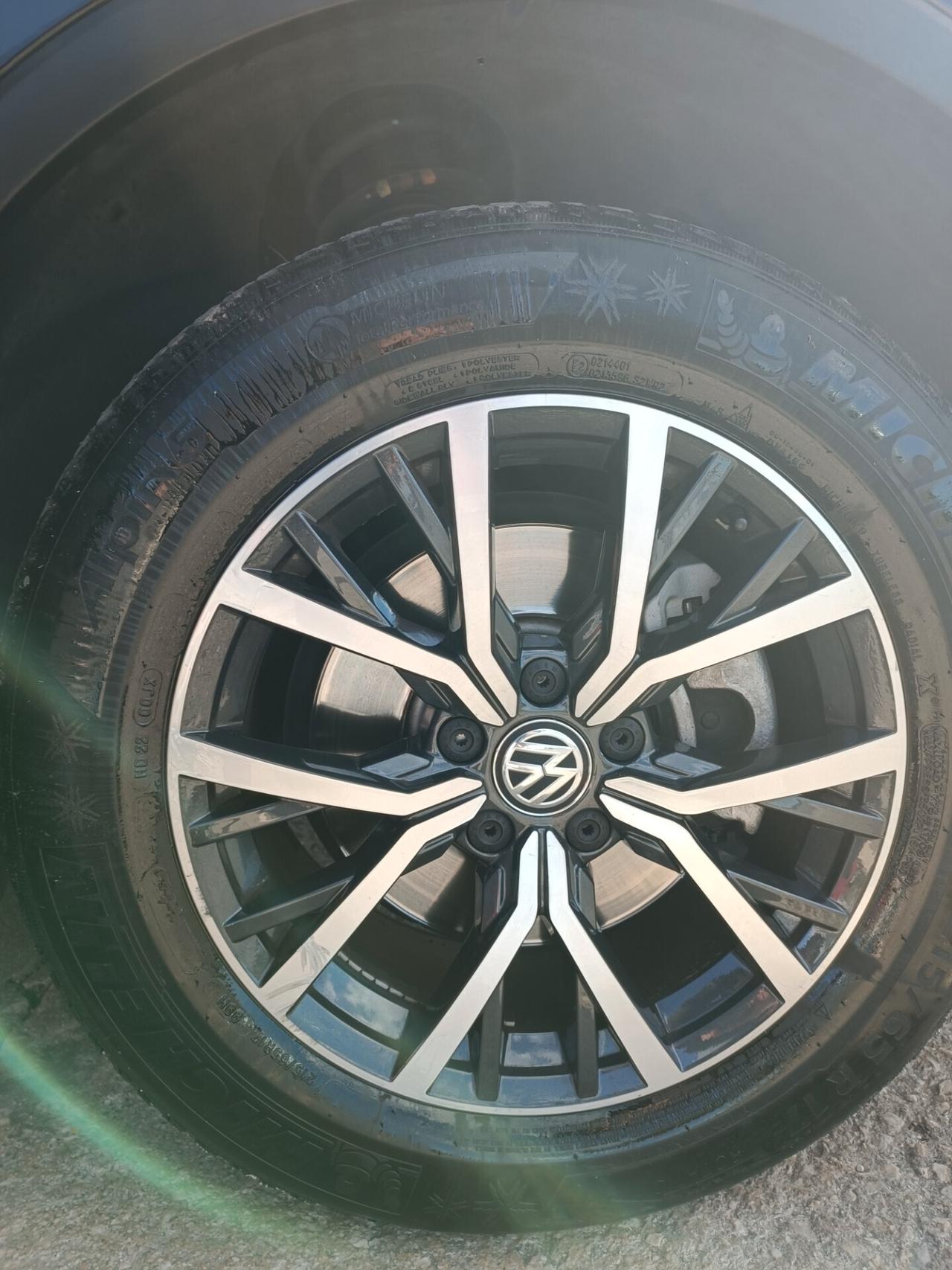 Volkswagen Tiguan con Tetto apribile