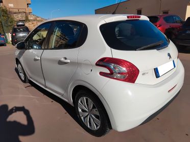 PEUGEOT 208 1.2 GARANZIA 12 MESI