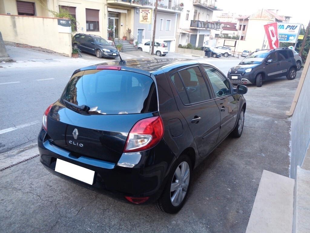 Renault Clio 1.2 75CV 5 Porte Live (Neopatentati)