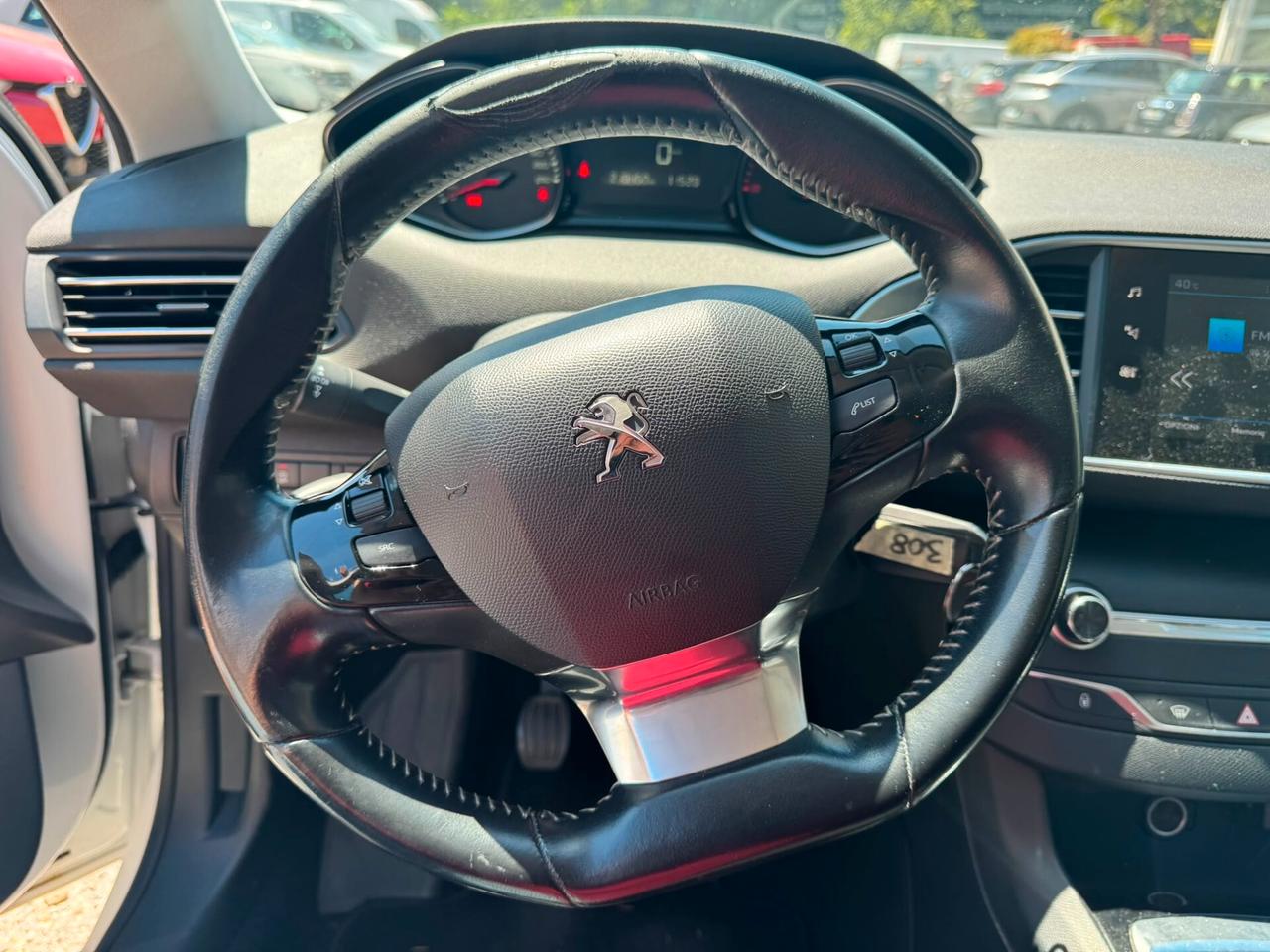 Peugeot 308 BlueHDi 100 S&S SW Business