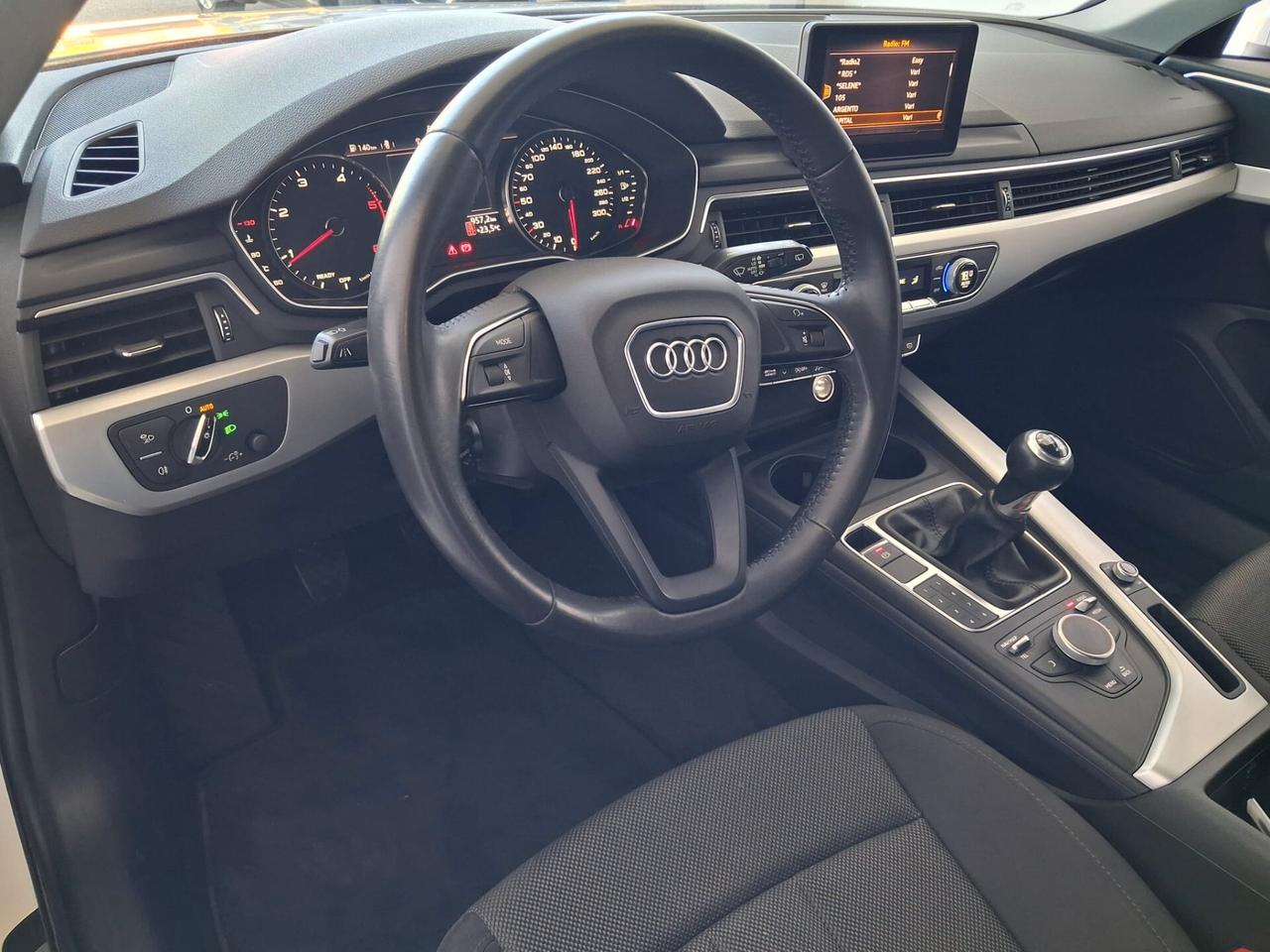 Audi A4 Avant 2.0 TDI 122 CV Business