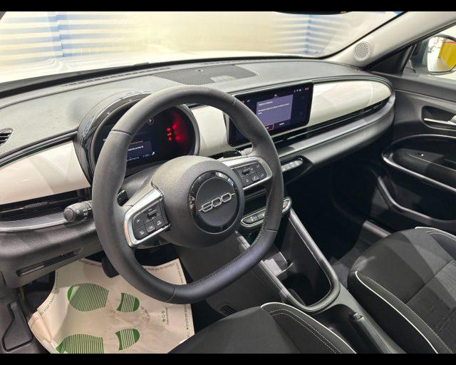 FIAT 600 1.2 hybrid 110cv auto