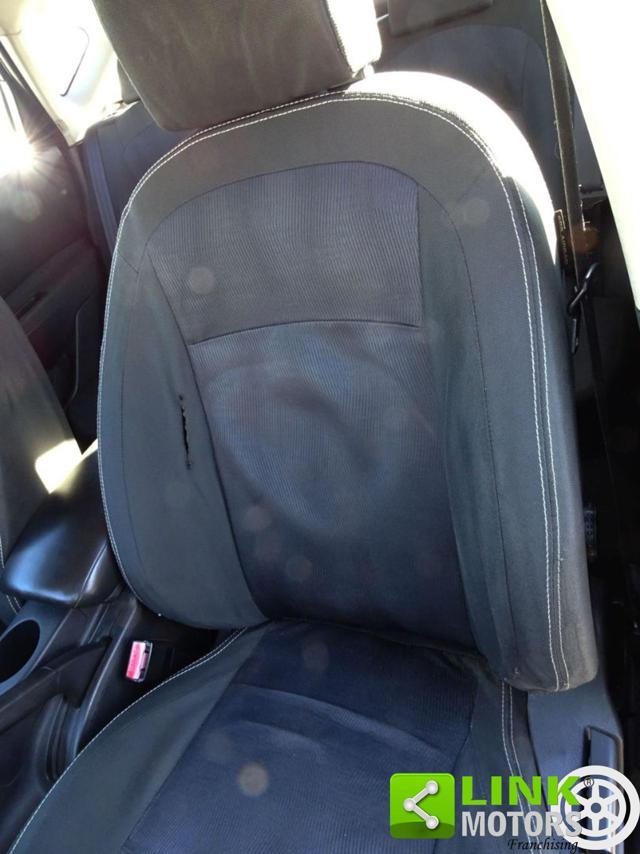 NISSAN Qashqai 2.0 dCi DPF Acenta