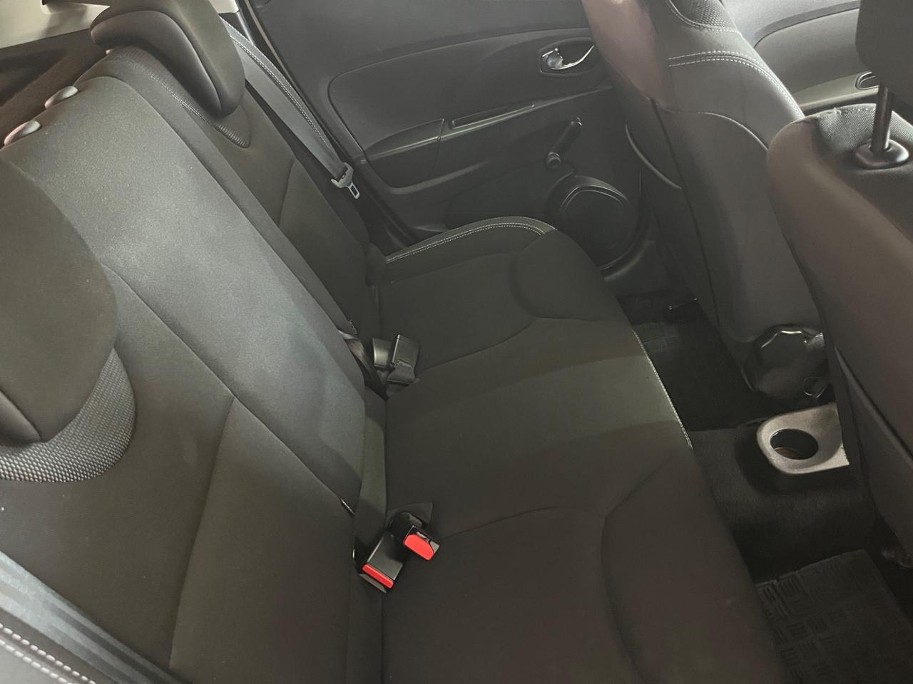 Renault Clio dCi 8V 75 CV 5 porte Duel