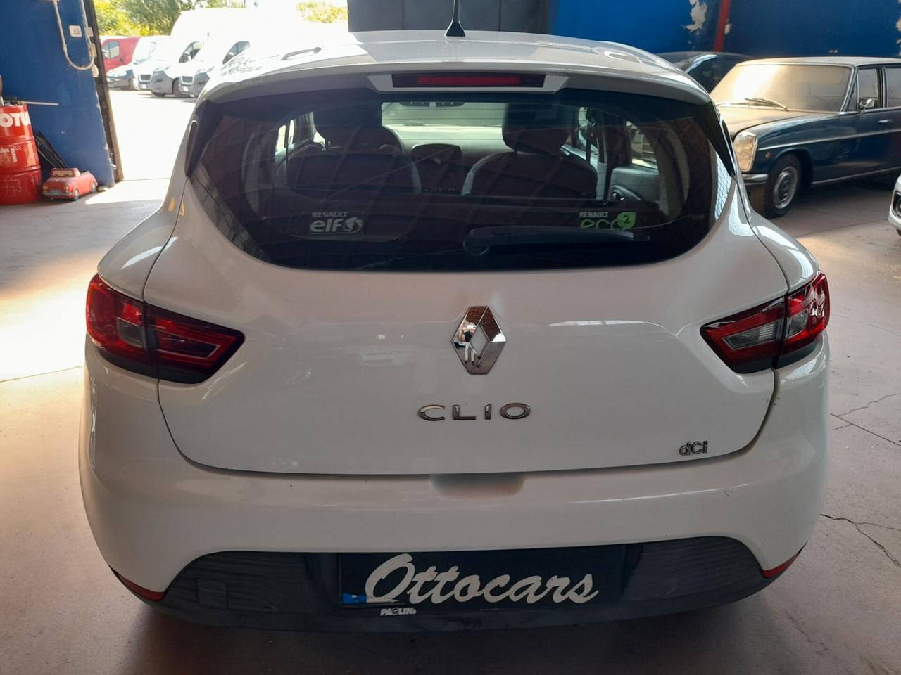 Renault Clio 1.5 DCI AUTOCARRO 2 POSTI