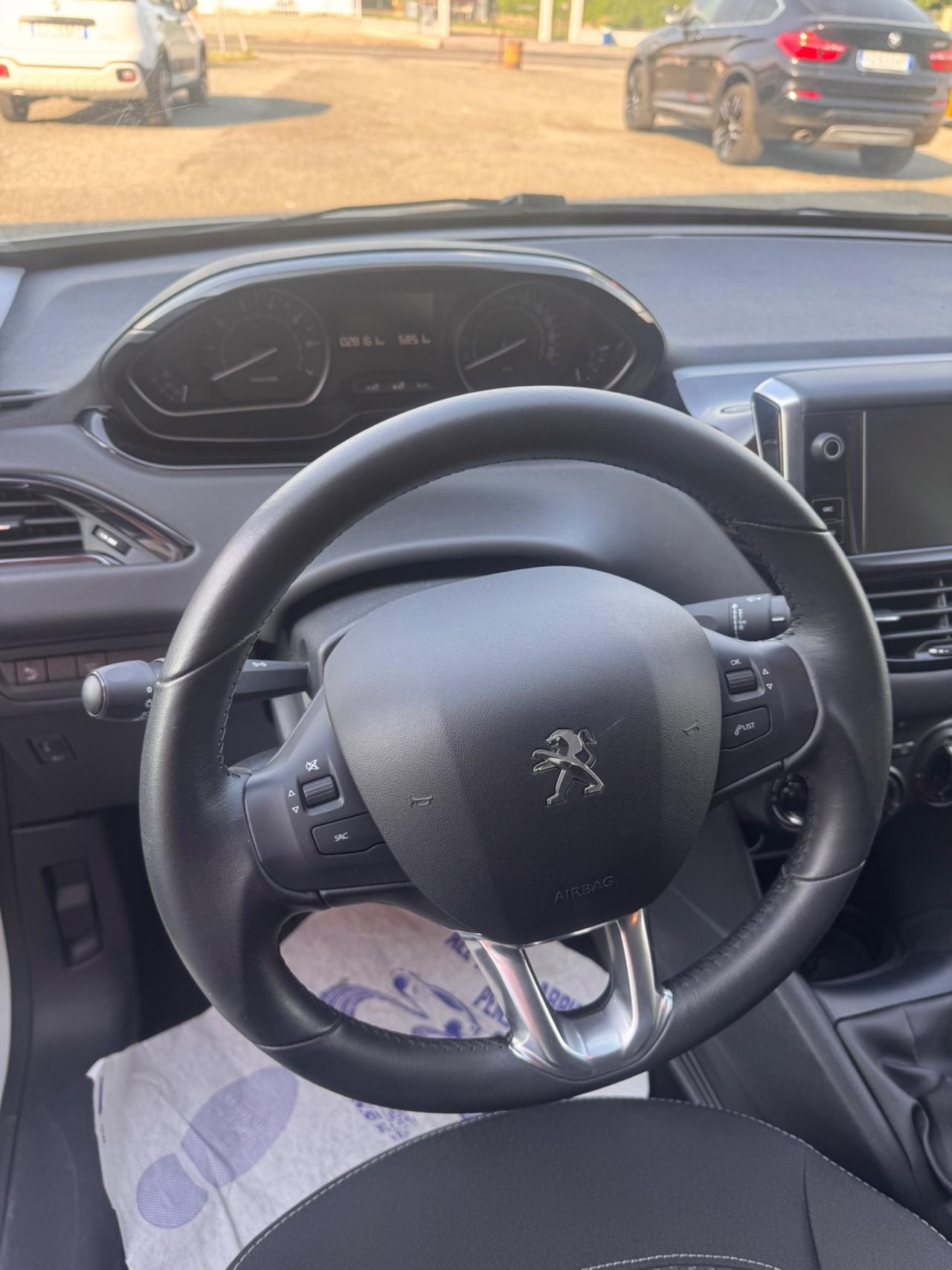 Peugeot 208 1.2 82 cv Active