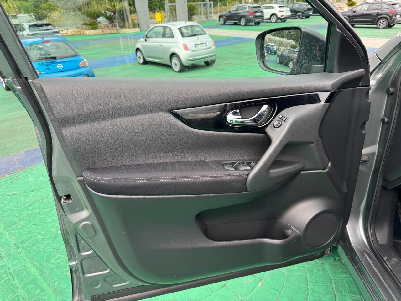 Nissan Qashqai 1.5 dCi N-Vision