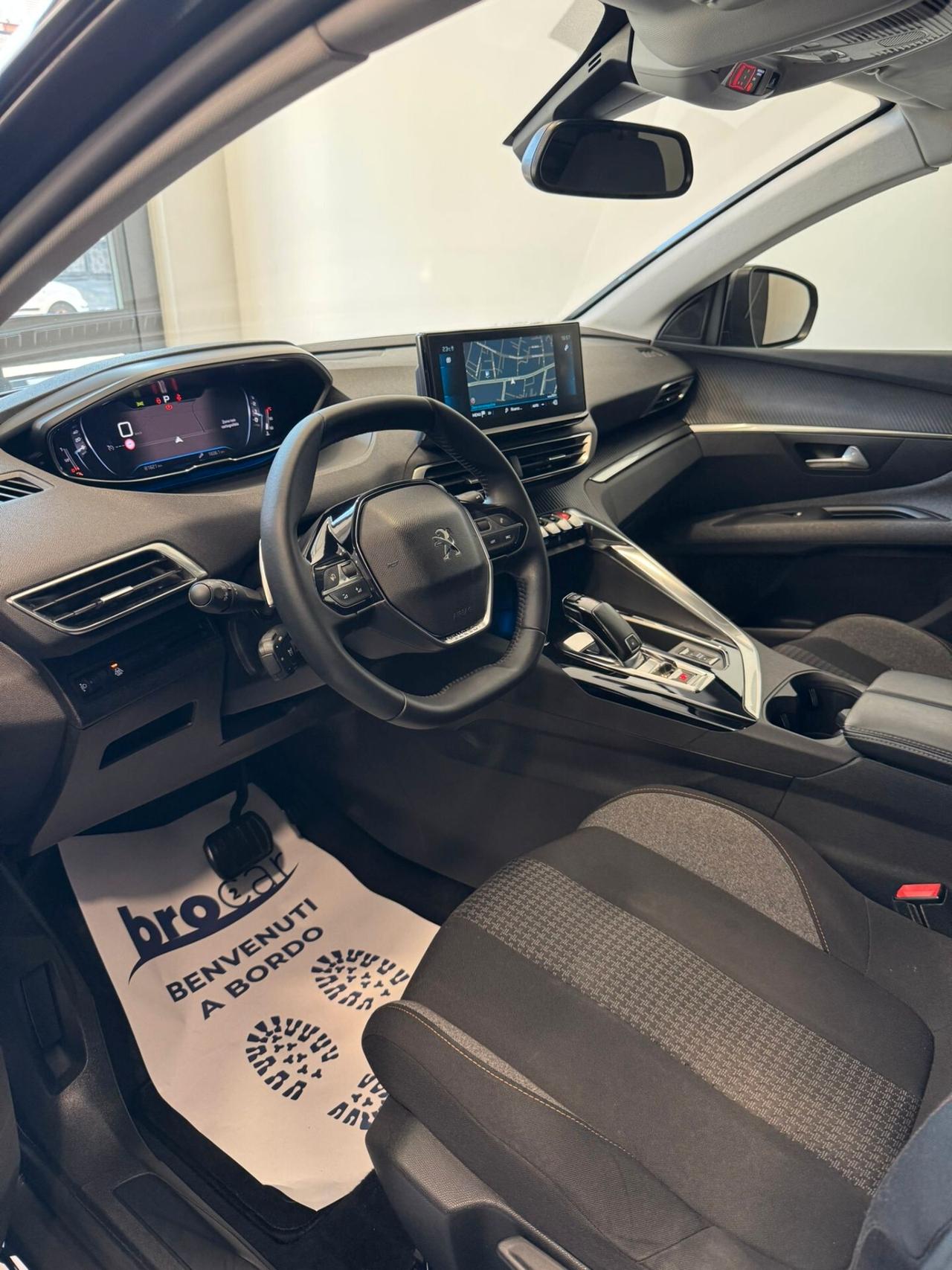 Peugeot 3008 BlueHDi 130 S&S EAT8 Active Business