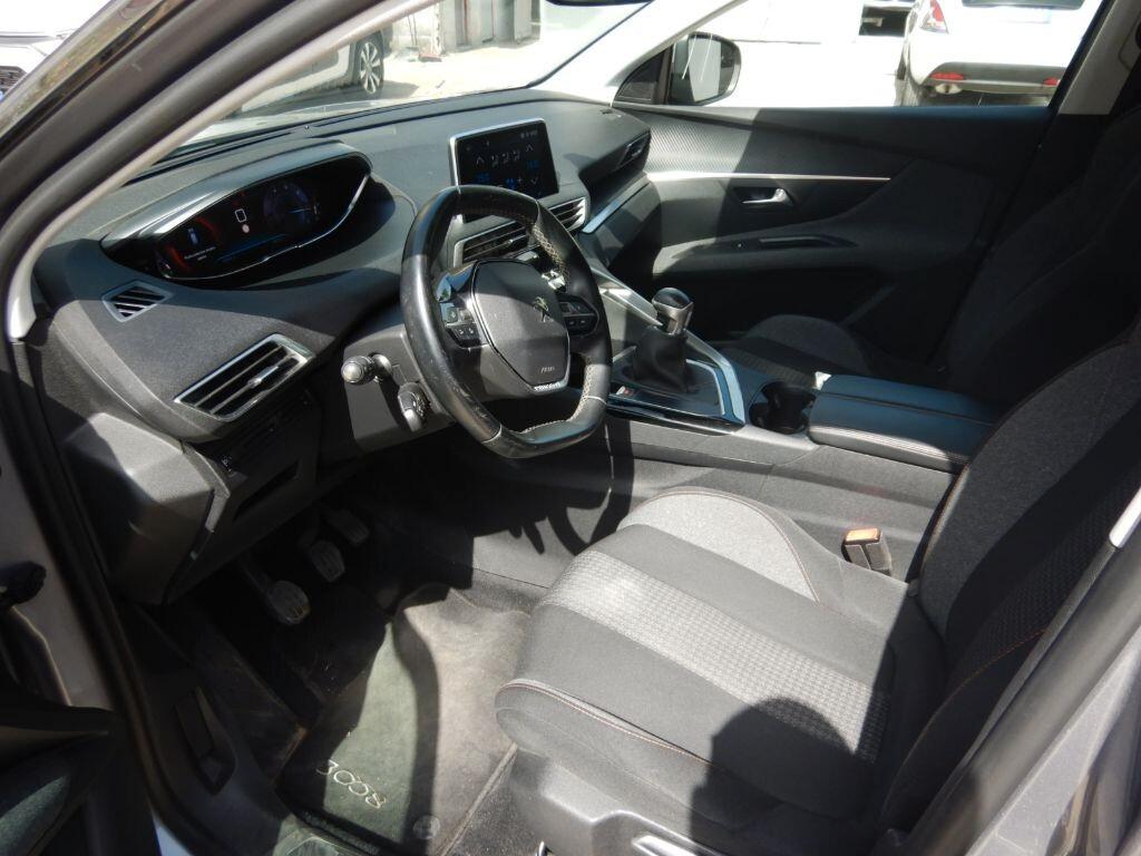 Peugeot 3008 BlueHDi 130 S&S Business