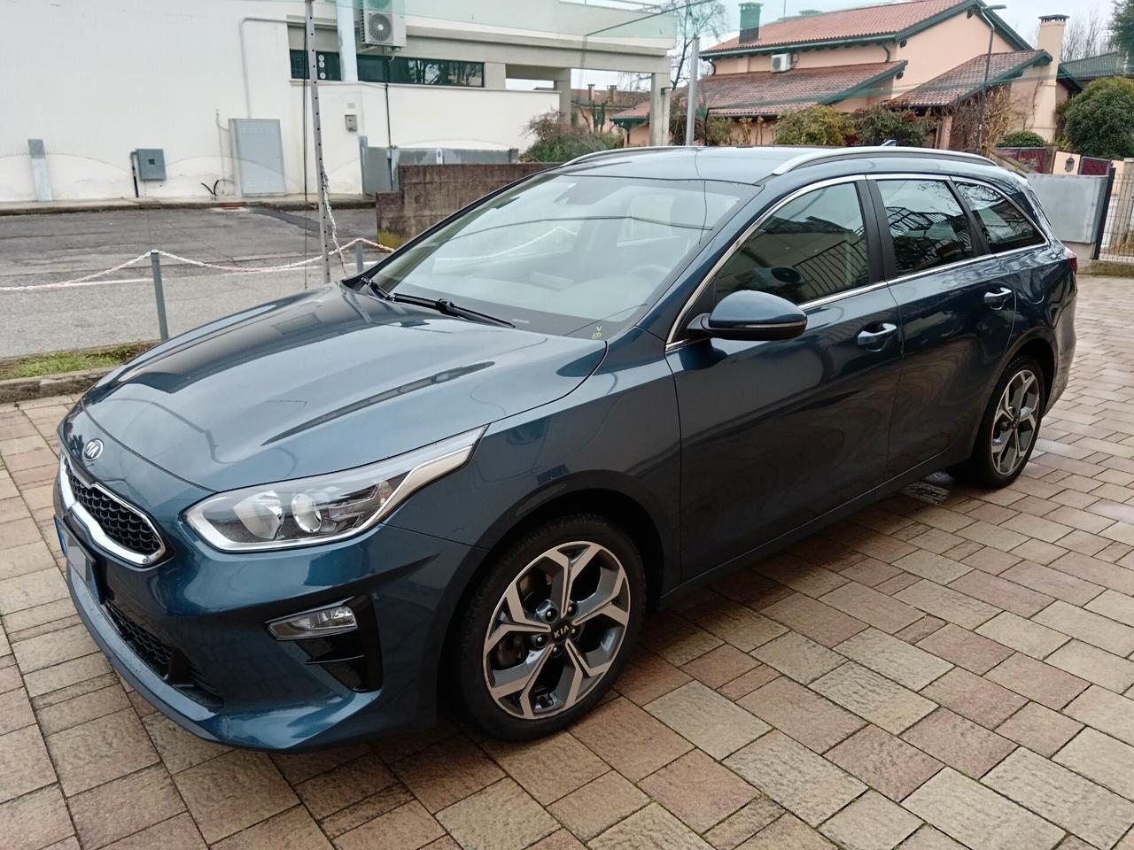 Kia Ceed Sportswagon 1.6 CRDi 136 CV MHEV iMT SW Business Class