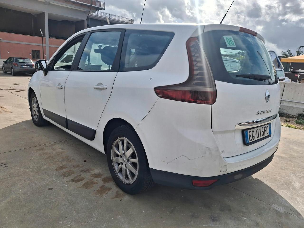 Renault Scenic 1.5 dCi 7 posti MOTORE RIFATTO