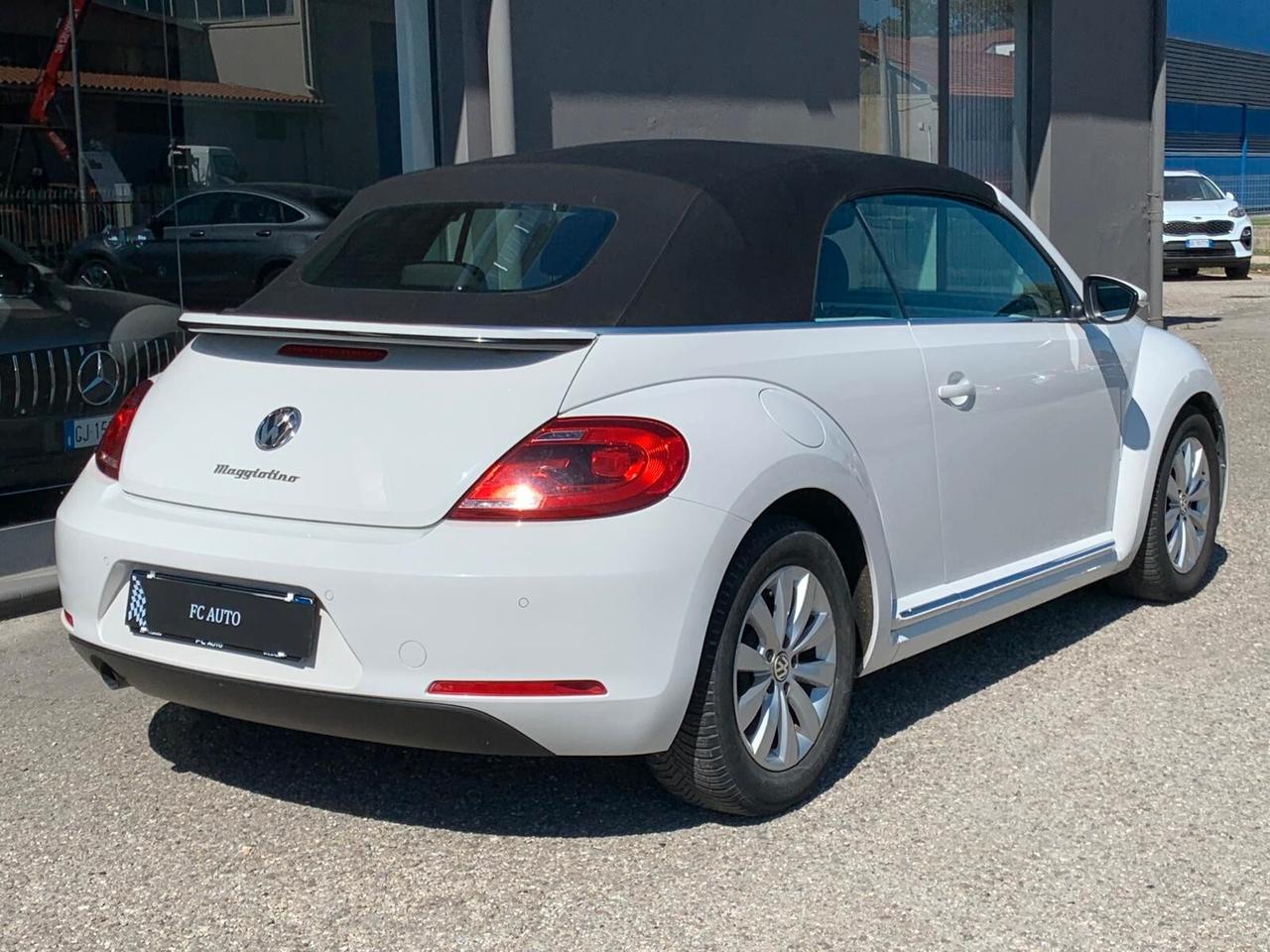 Volkswagen Maggiolino Cabrio 1.6 TDI Design