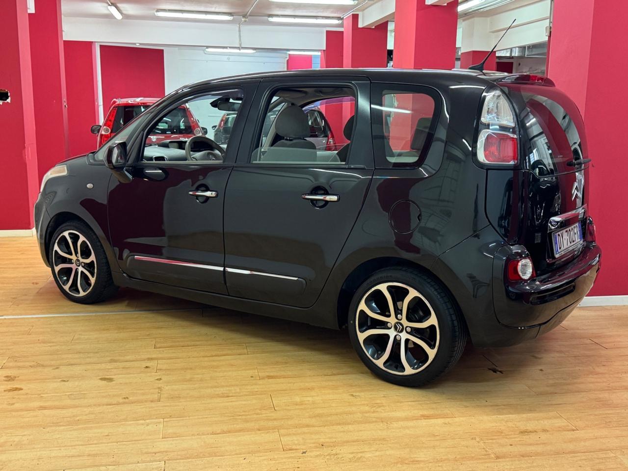 Citroen C3 Picasso C3 Picasso 1.6 VTi 120 Exclusive GPL Problemi al motore