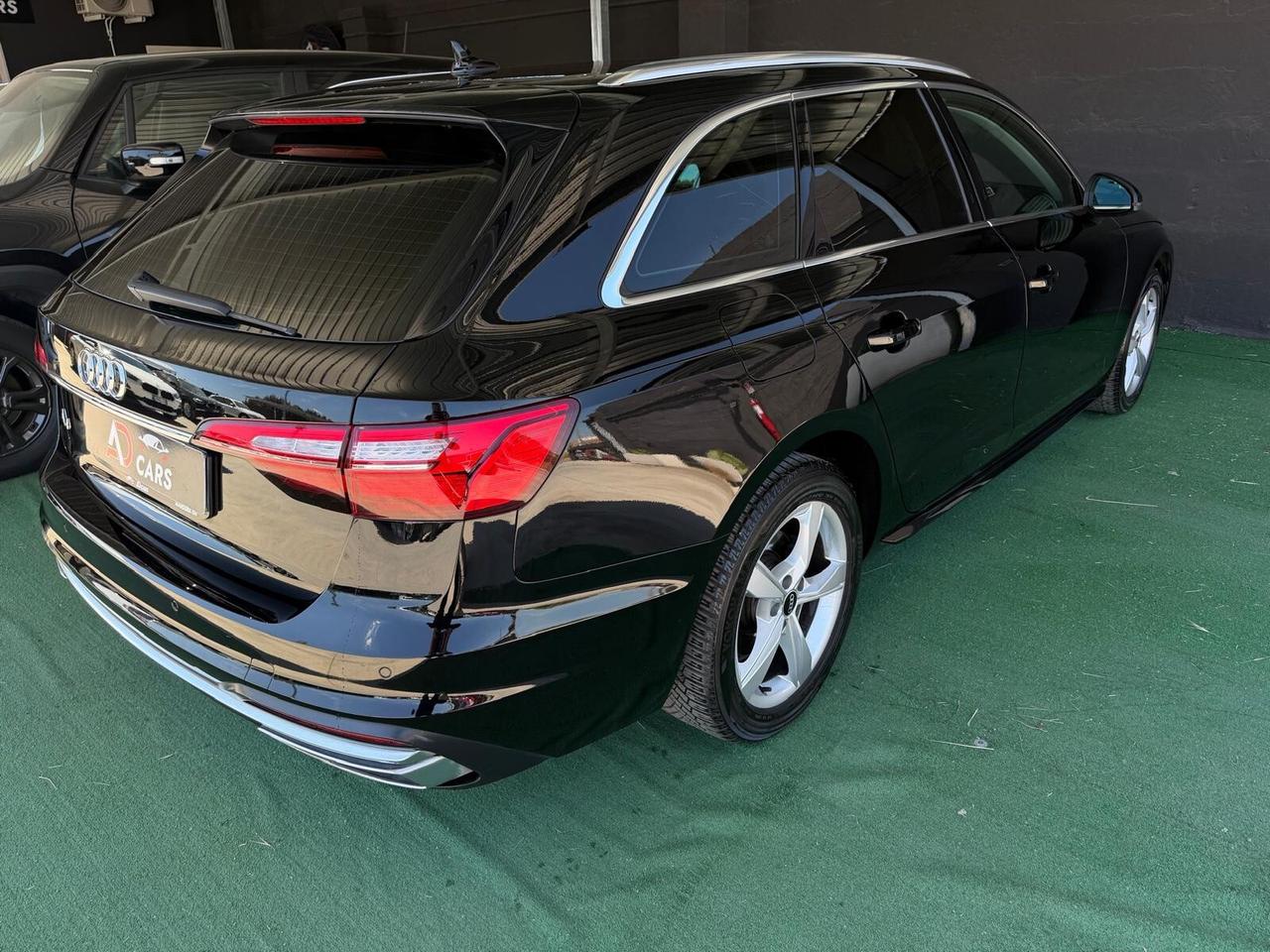 Audi A4 Avant 30 TDI/136 CV S tronic Advanced