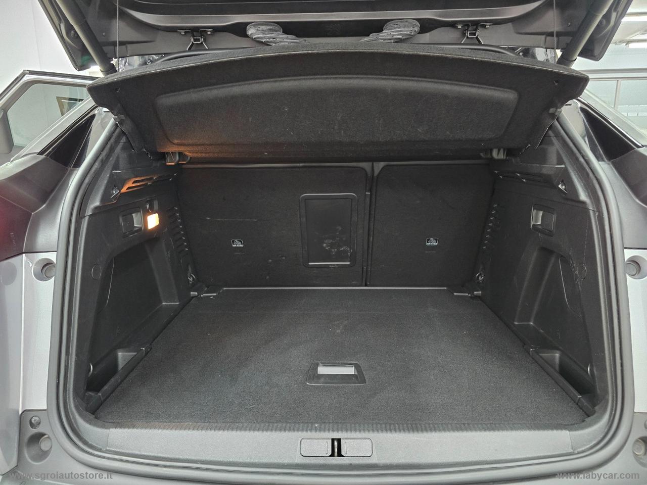PEUGEOT 3008 BlueHDi 130 S&S EAT8 GT
