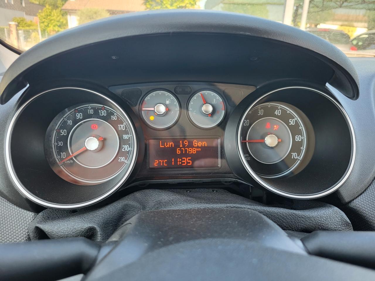 Fiat Punto 1.2 8V 5 porte Street