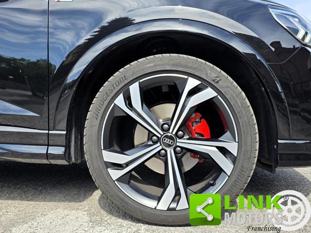 AUDI Q3 SPB 35 TFSI S tronic Identity Black S Line Edition