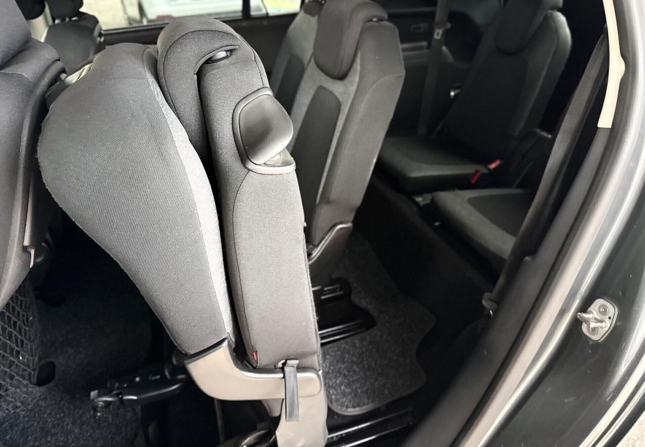 Citroen Grand C4 1.6(120CV) 7 POSTI