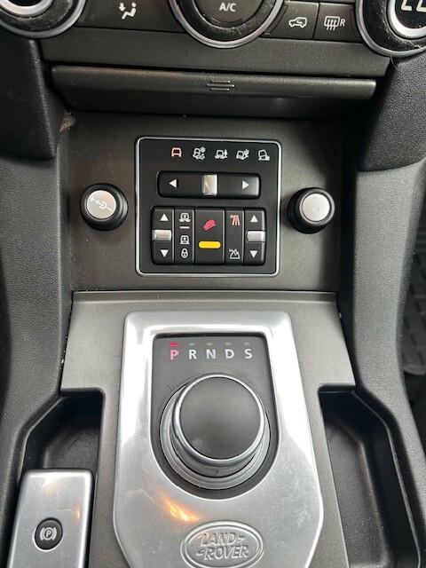 Land Rover Discovery 4 3.0 SDV6 255CV SE