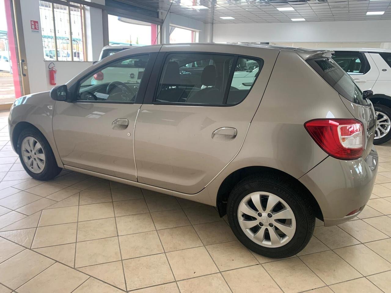 Dacia Sandero 1.2 GPL 75CV