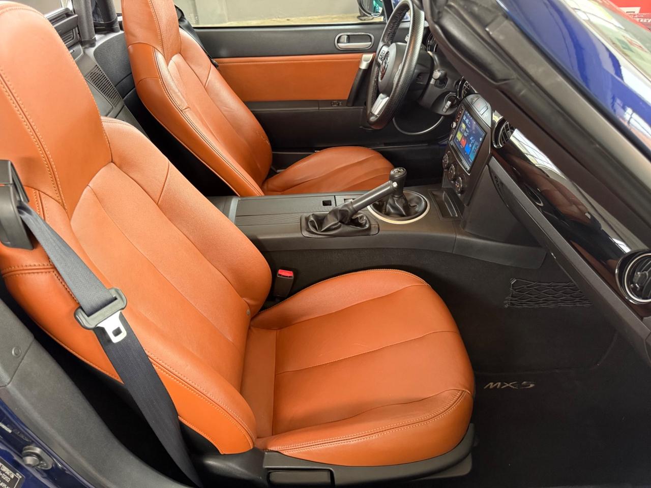 Mazda MX-5 Roadster Coupé 1.8L Fire