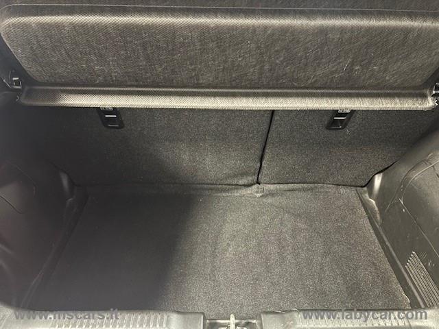 SUZUKI Swift 1.2 Hybrid 4WD AllGrip Top