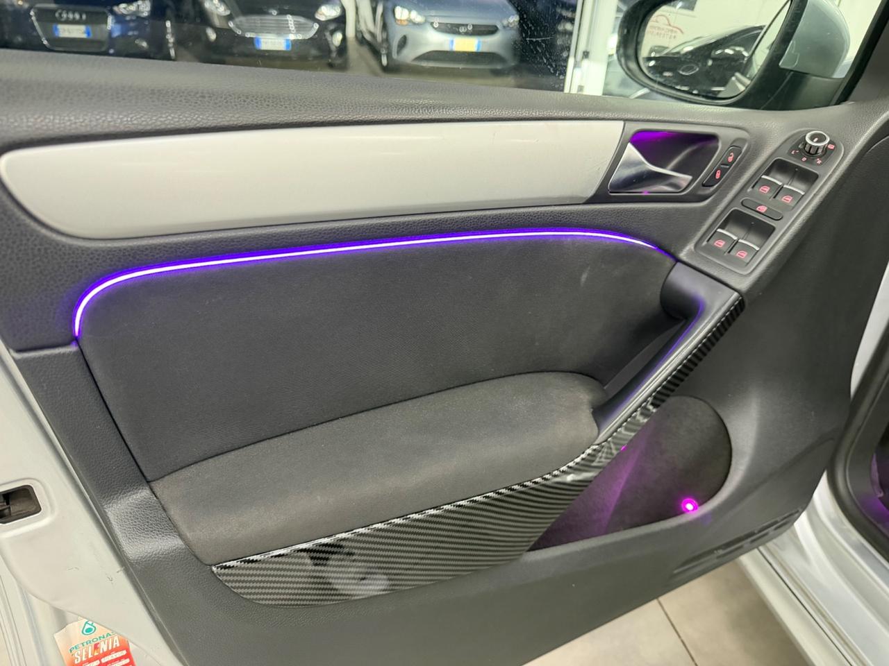 VW GOLF 6 1.6 TDI 5p. R Line FINANZIABILE