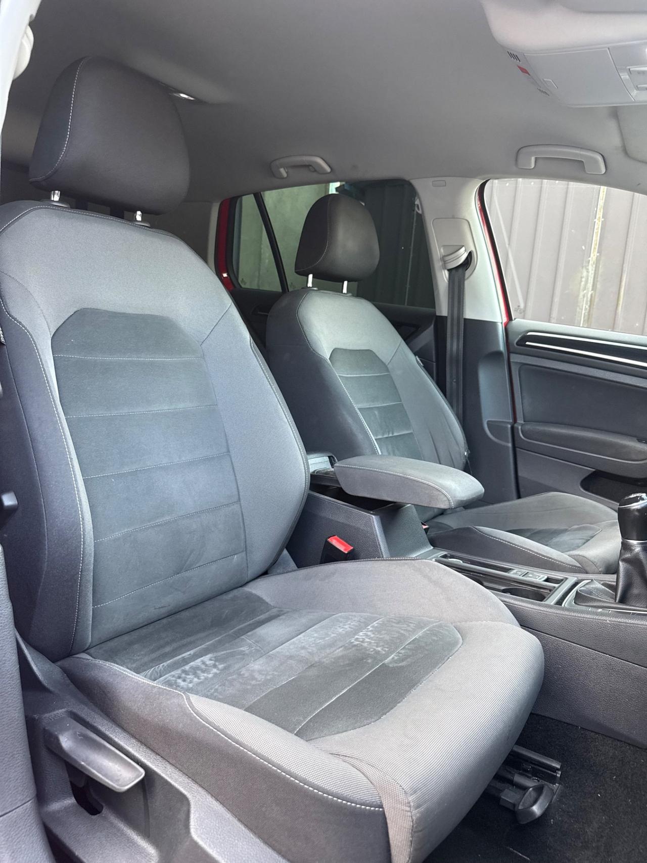 Volkswagen Golf 2.0 TDI 5p. Executive BlueMotion Technology