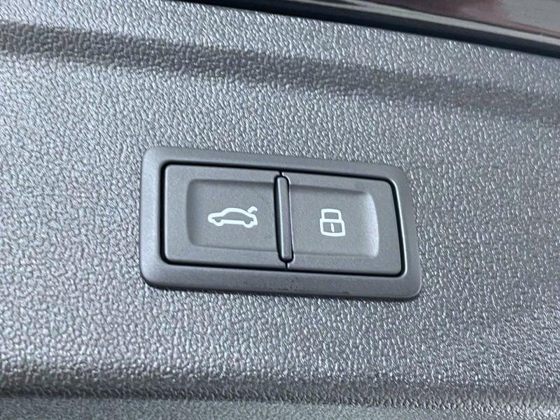 Audi A3 A3 allstreet 35 TDI S tronic Identity Contrast
