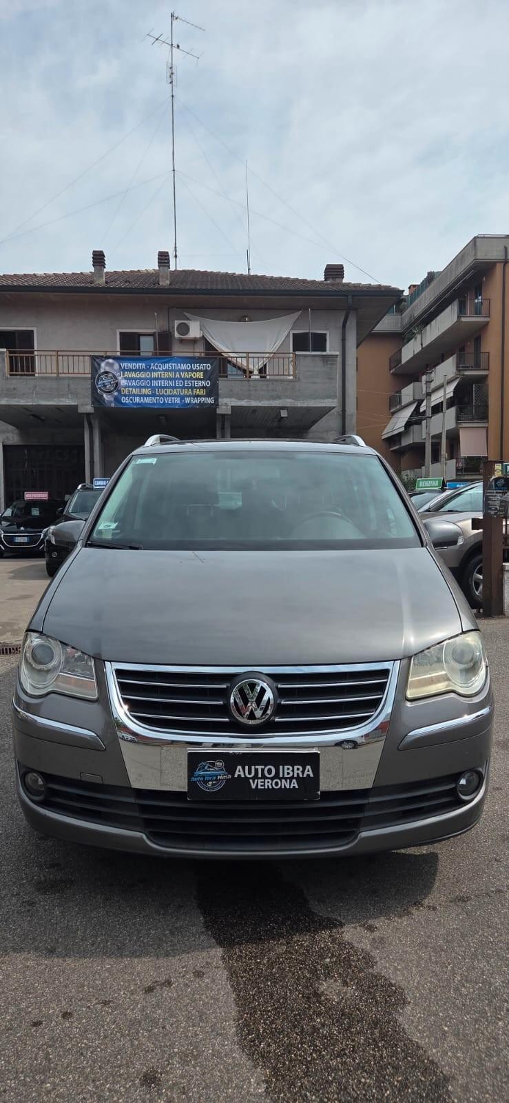 Volkswagen Touran 2.0 16V TDI Highline