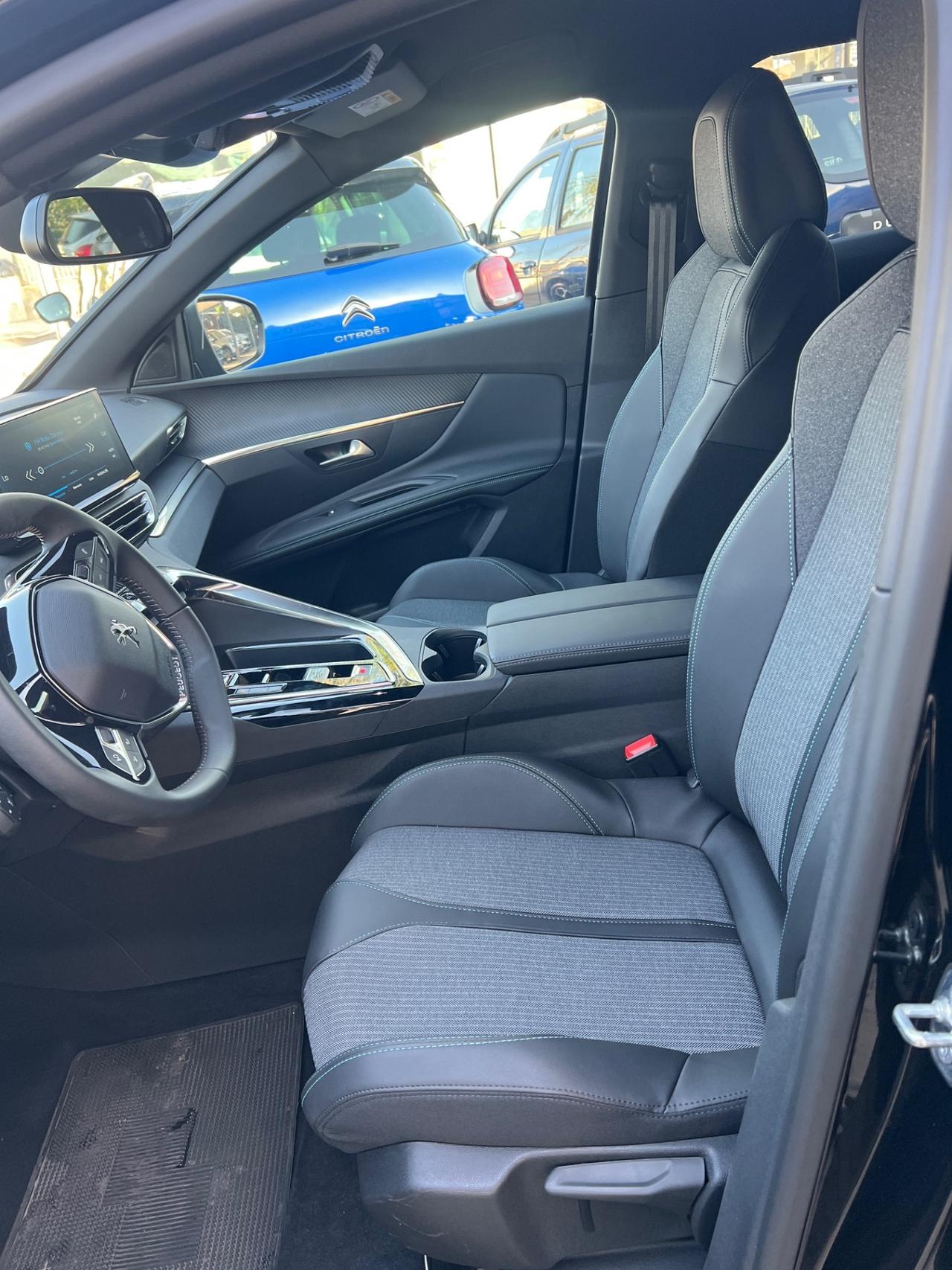 Peugeot 3008 Plug-in Hybrid 195 e-DCS7 GT