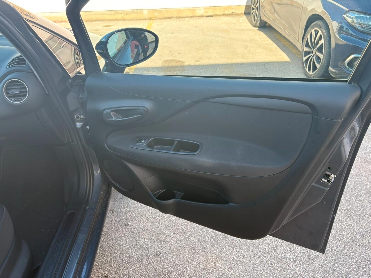 Fiat Punto 1.2 8V 5 porte Lounge