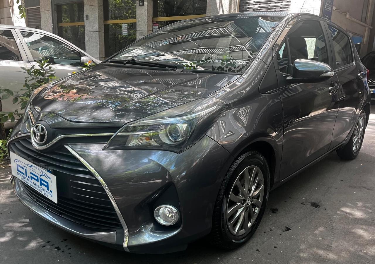 Toyota Yaris 1.0 5 porte Lounge