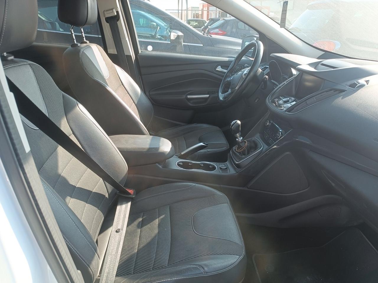 Ford Kuga 2.0 TDCI 120 CV S&S 2WD Titanium