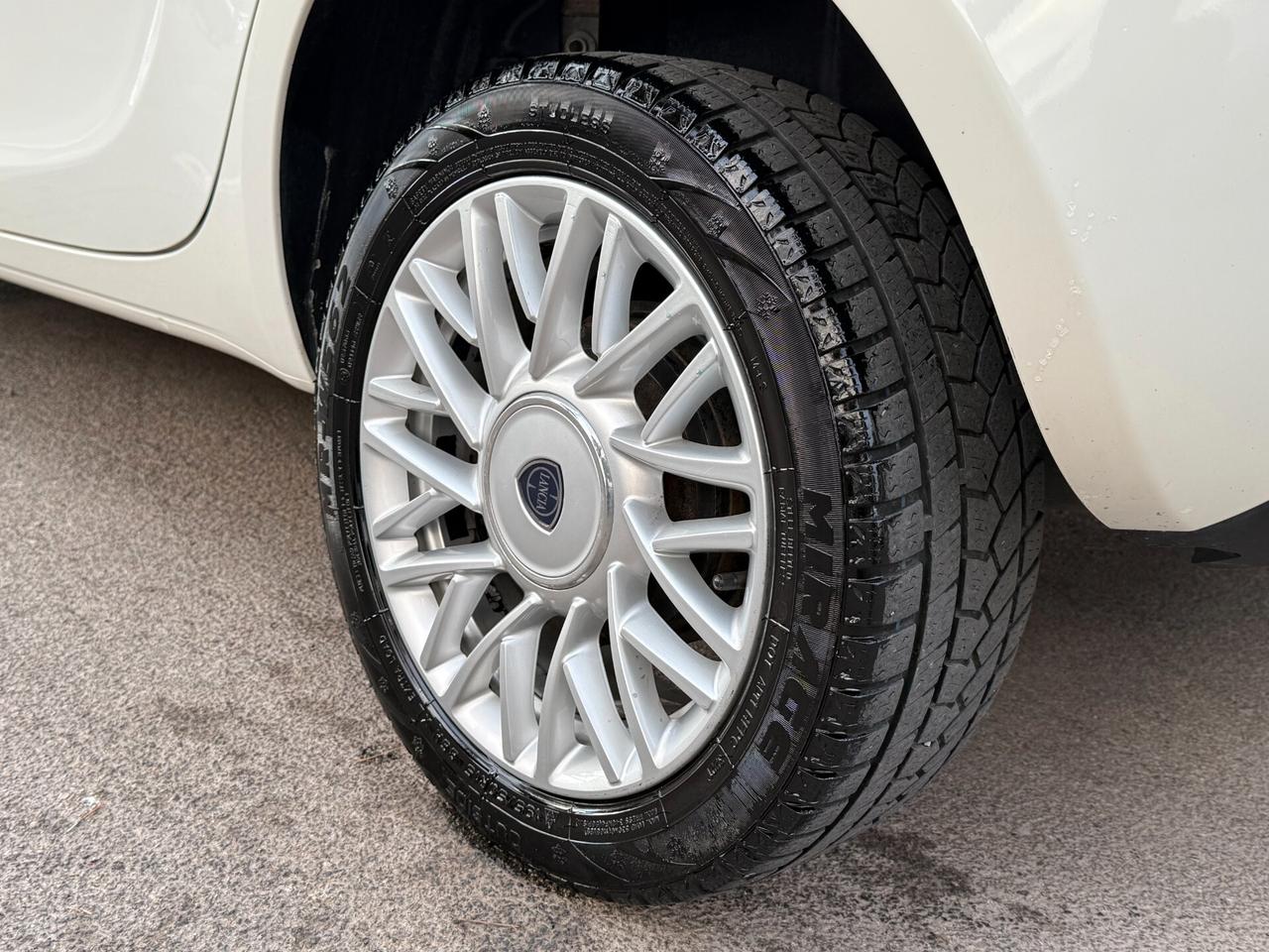 Lancia Ypsilon 0.9 TwinAir 5P Ecochic Gold - 2014