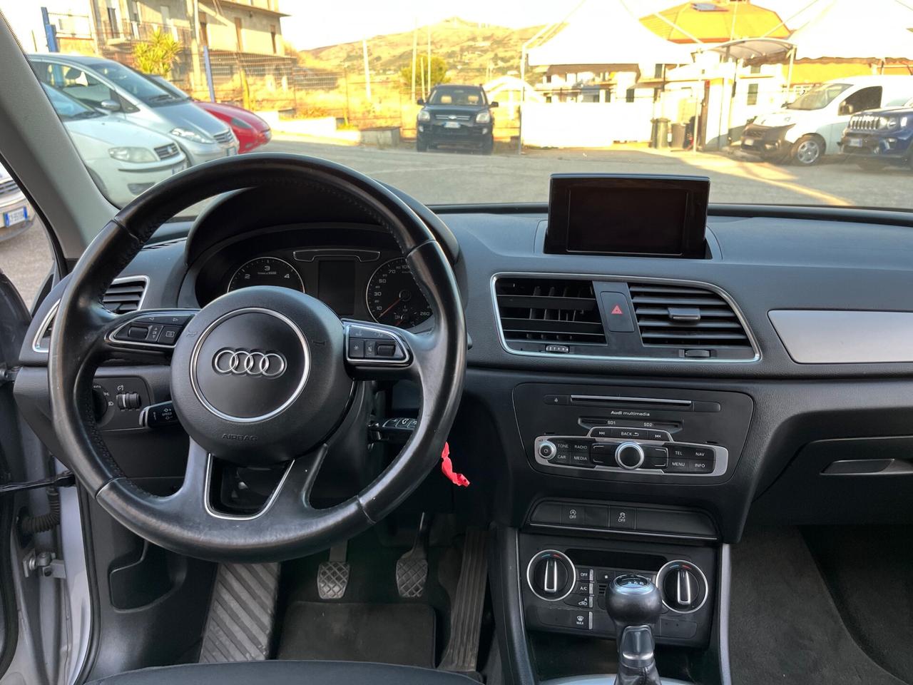 Audi Q3 2.0 TDI 150 CV Business